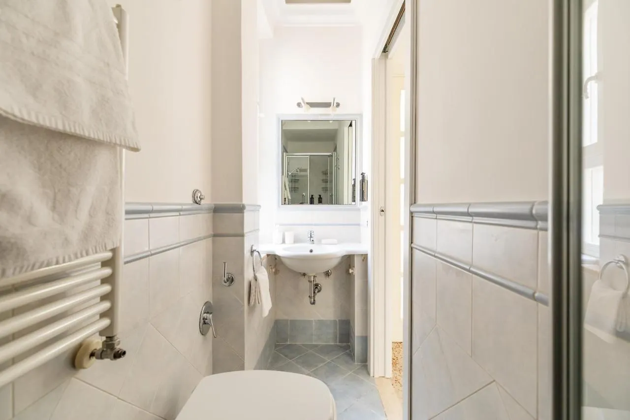 Bright And Spacious Family Apartment In Parioli Rome