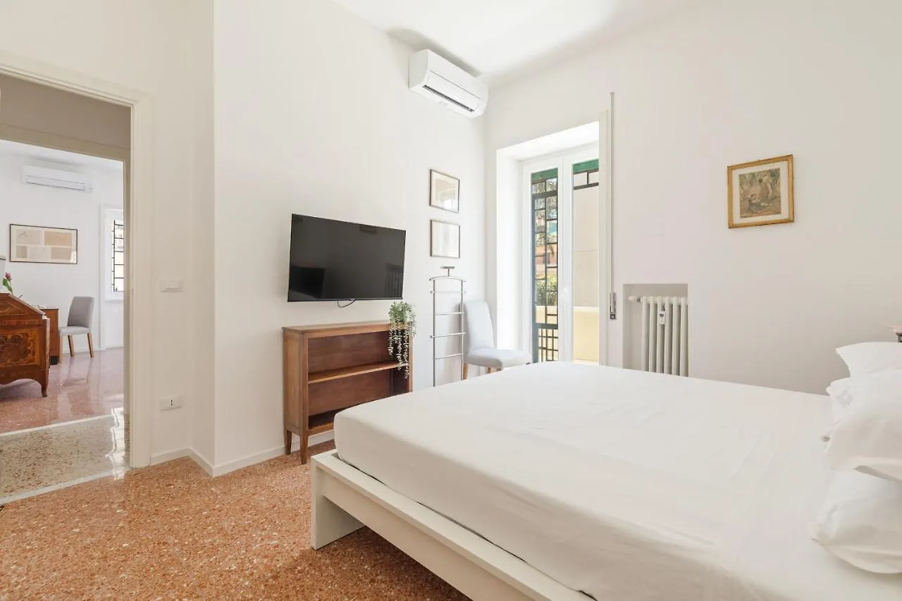 Bright And Spacious Family Apartment In Parioli Rome Italy