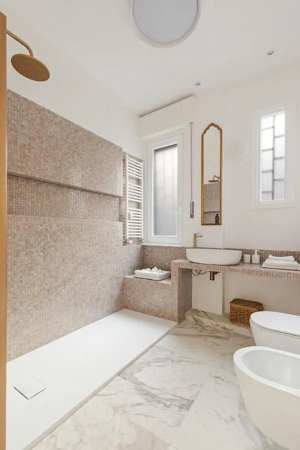 Bright And Spacious Family Apartment In Parioli Rome