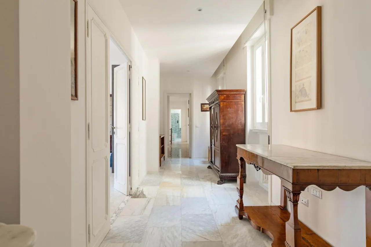 Bright And Spacious Family Apartment In Parioli Rome