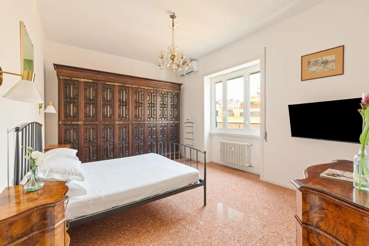 Bright And Spacious Family Apartment In Parioli Rome 0*,  Italy