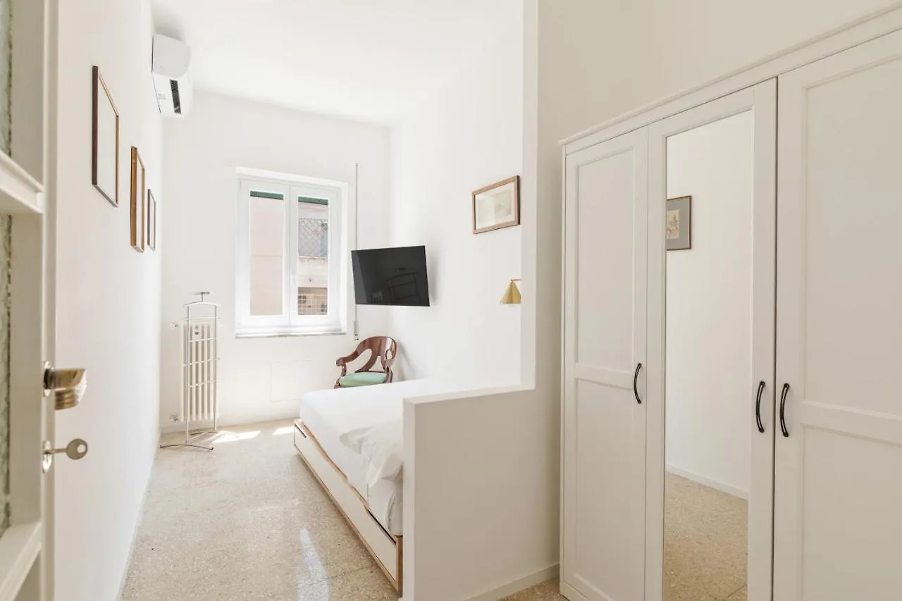 Bright And Spacious Family Apartment In Parioli Rome