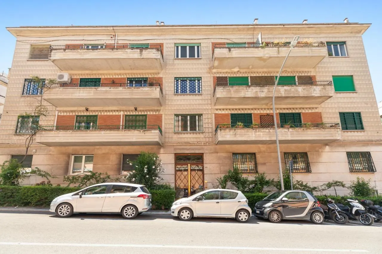 Bright And Spacious Family Apartment In Parioli contacts